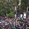 Bajo la lluvia los tucumanos salieron a defender la Universidad Pública