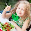 La seis claves para que los hijos tengan hábitos alimenticios saludables