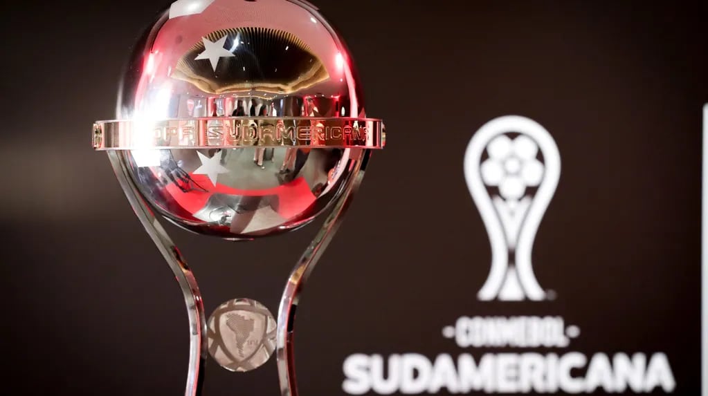 Cómo se definen los cruces de los Playoffs para acceder a octavos de final en la Copa Sudamericana 2024